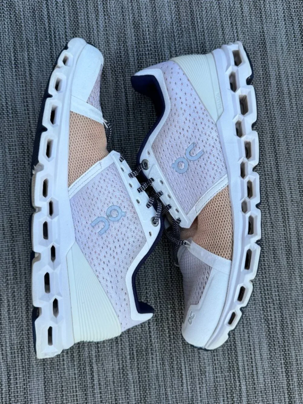 ON Cloud Cloudstratus Running Shoes Womens Sz 8.5 White Almond Model 29.99771 - Picture 8 of 12